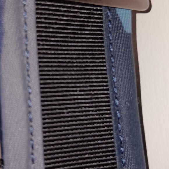 Pacsafe Gray and Blue Crossbody Bag with Camouflage Pattern - Picture 3 of 12